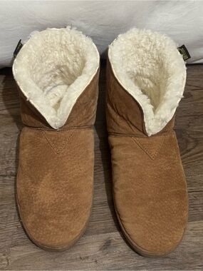 OLD FRIEND WOMEN'S BOOTIE SLIPPER SIZE 9 BROWN WITH ROLL UP COLLAR